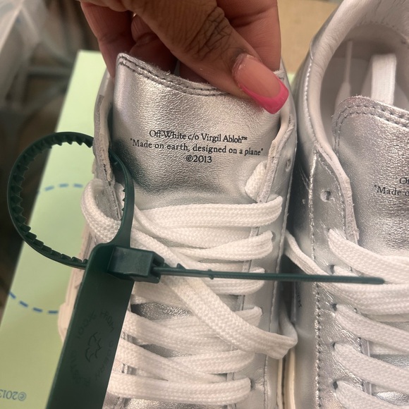 Off-White Silver Sneakers - Picture 5 of 8